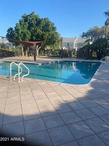 1600 N Saba St photo 5