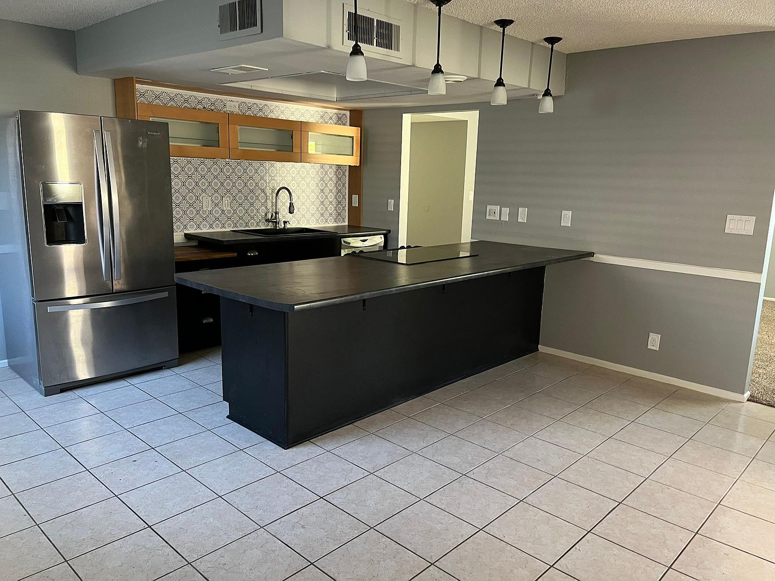 1230 W Carla Vista Dr photo 2