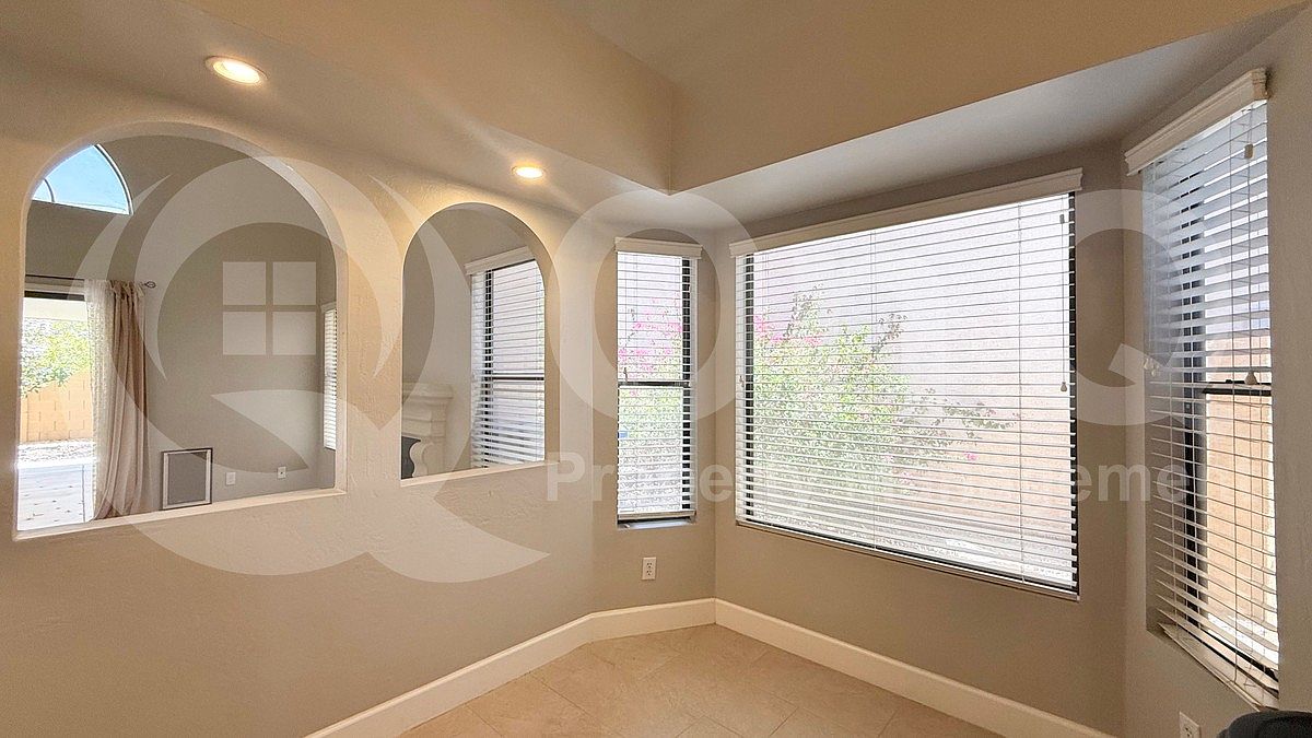 1781 W Ivanhoe St photo 5