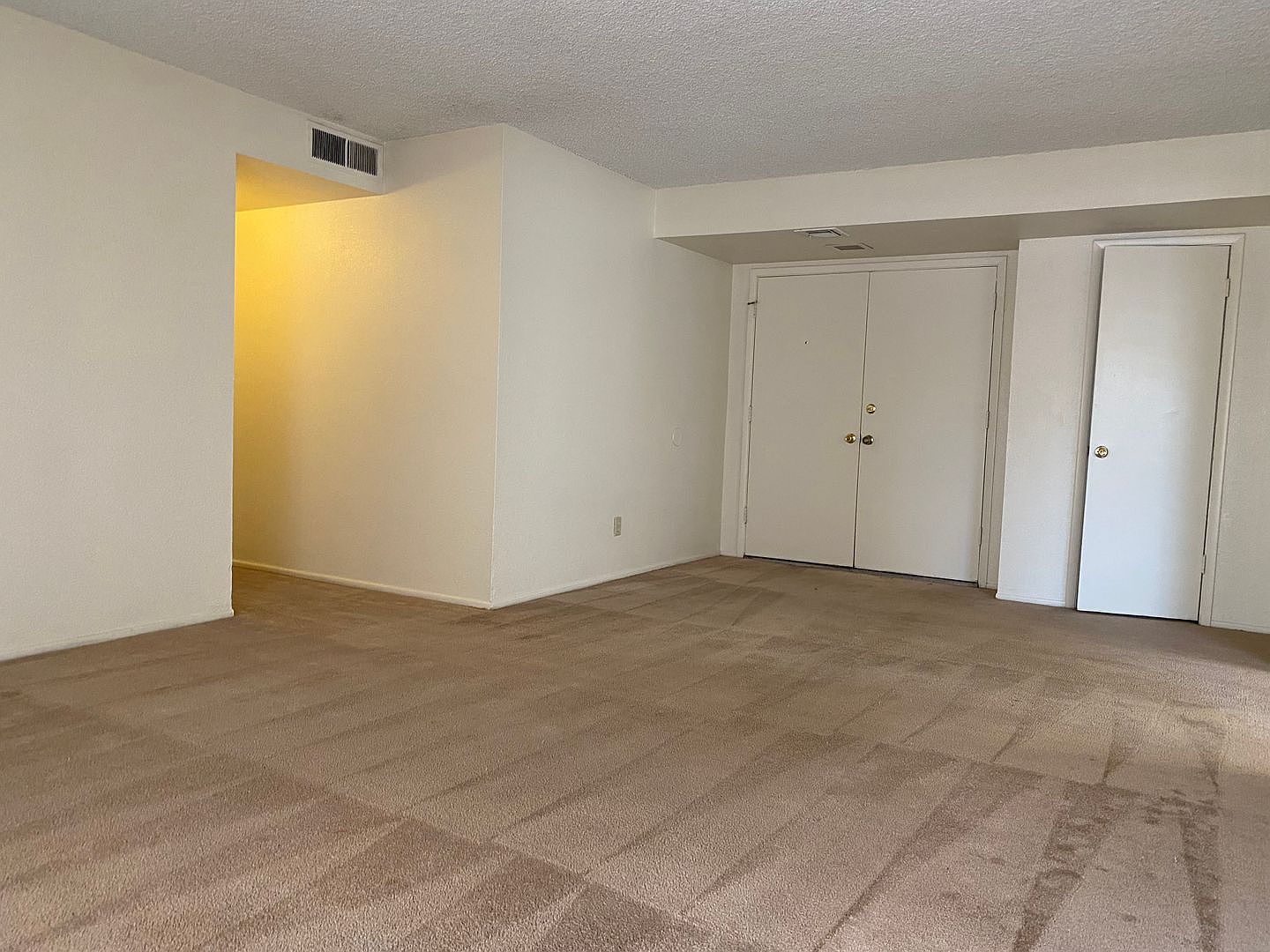 1653 W Plana Ave Mesa, AZ 85202 photo 4