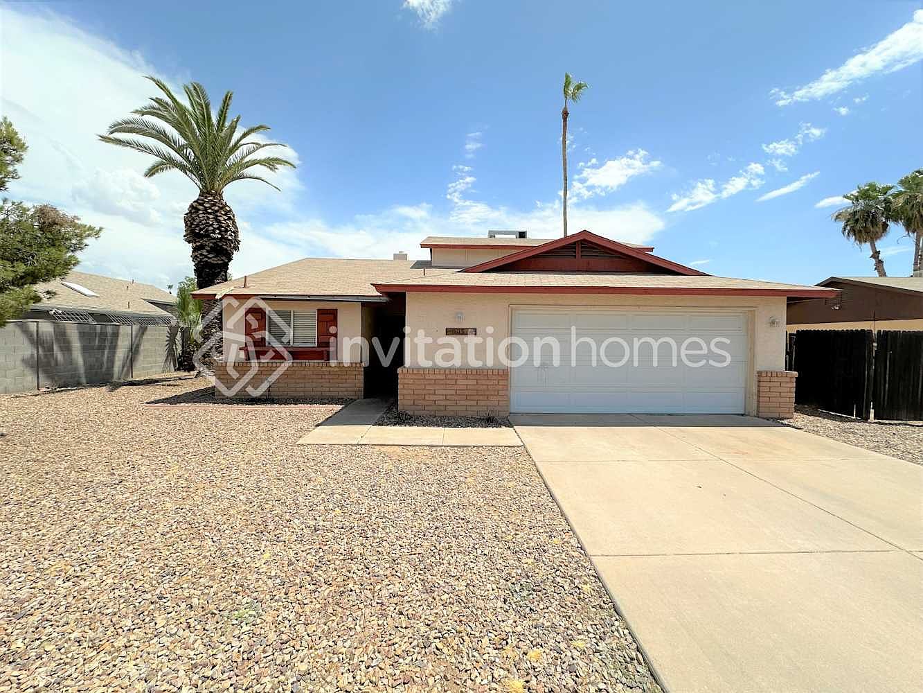 1615 W Curry Dr Chandler, AZ 85224 photo 2