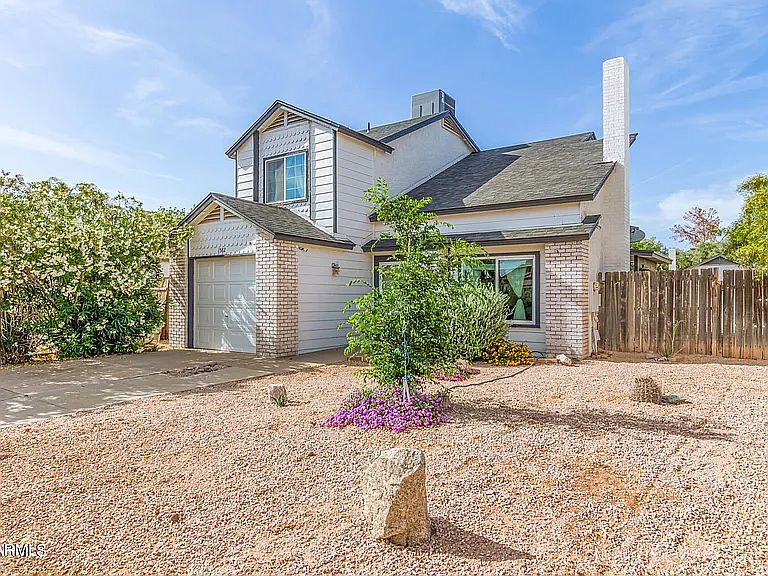 1582 W Curry Dr photo 4