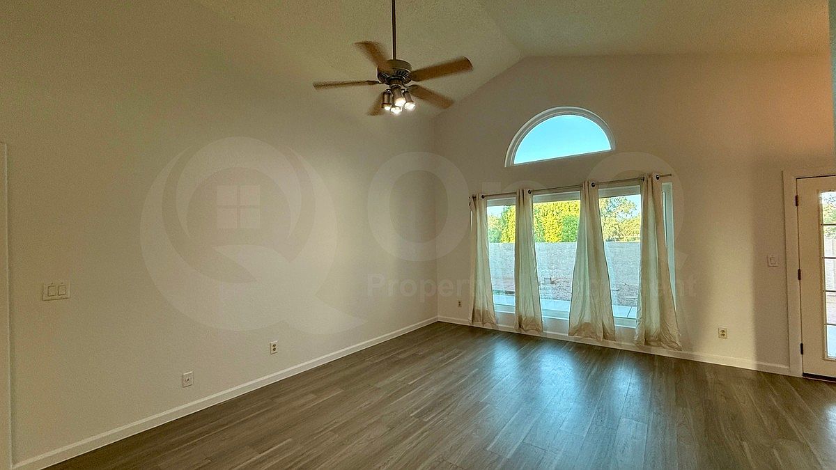 1506 N Central Dr photo 5