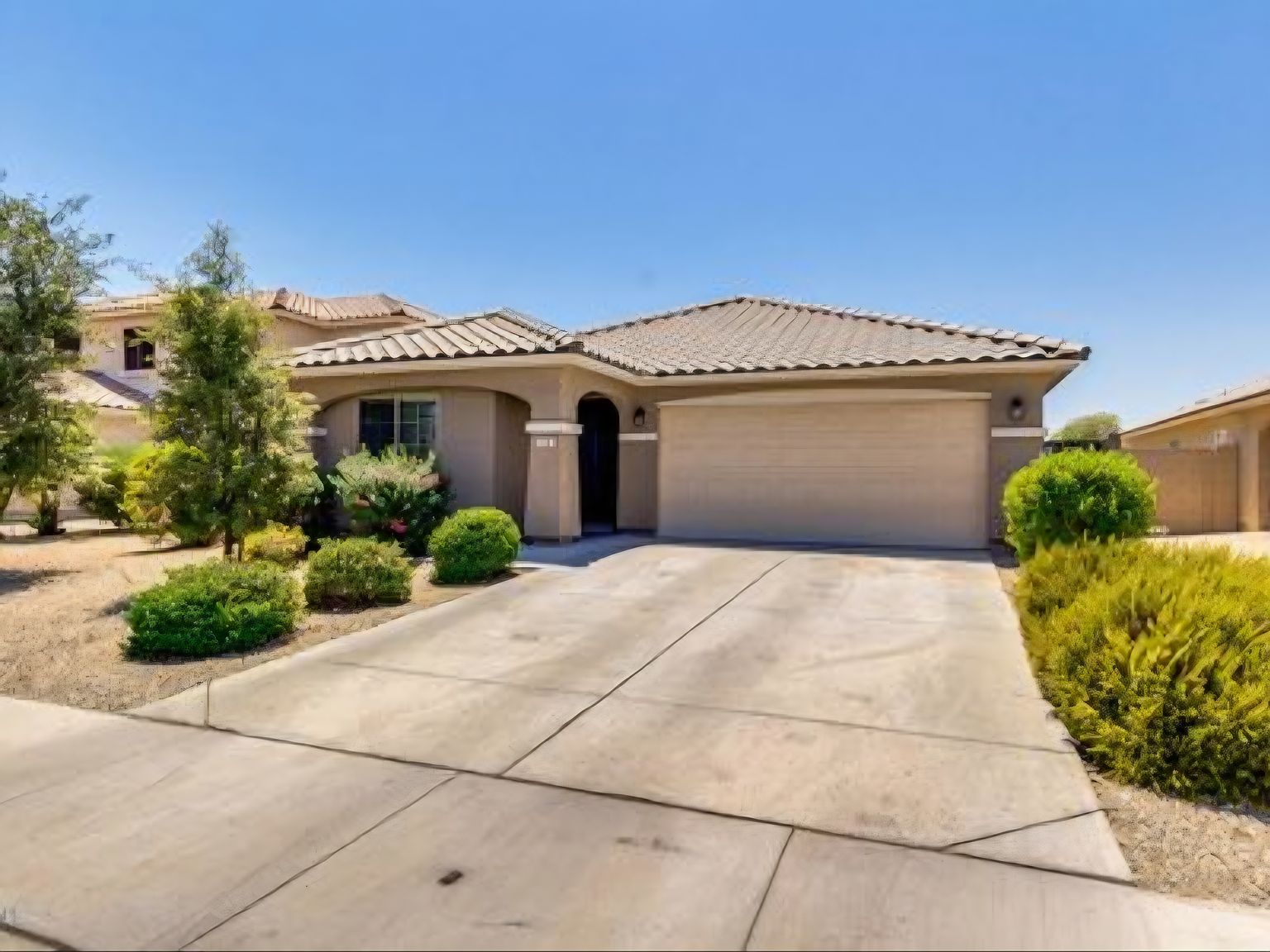 1132 S 167th Ln photo 2