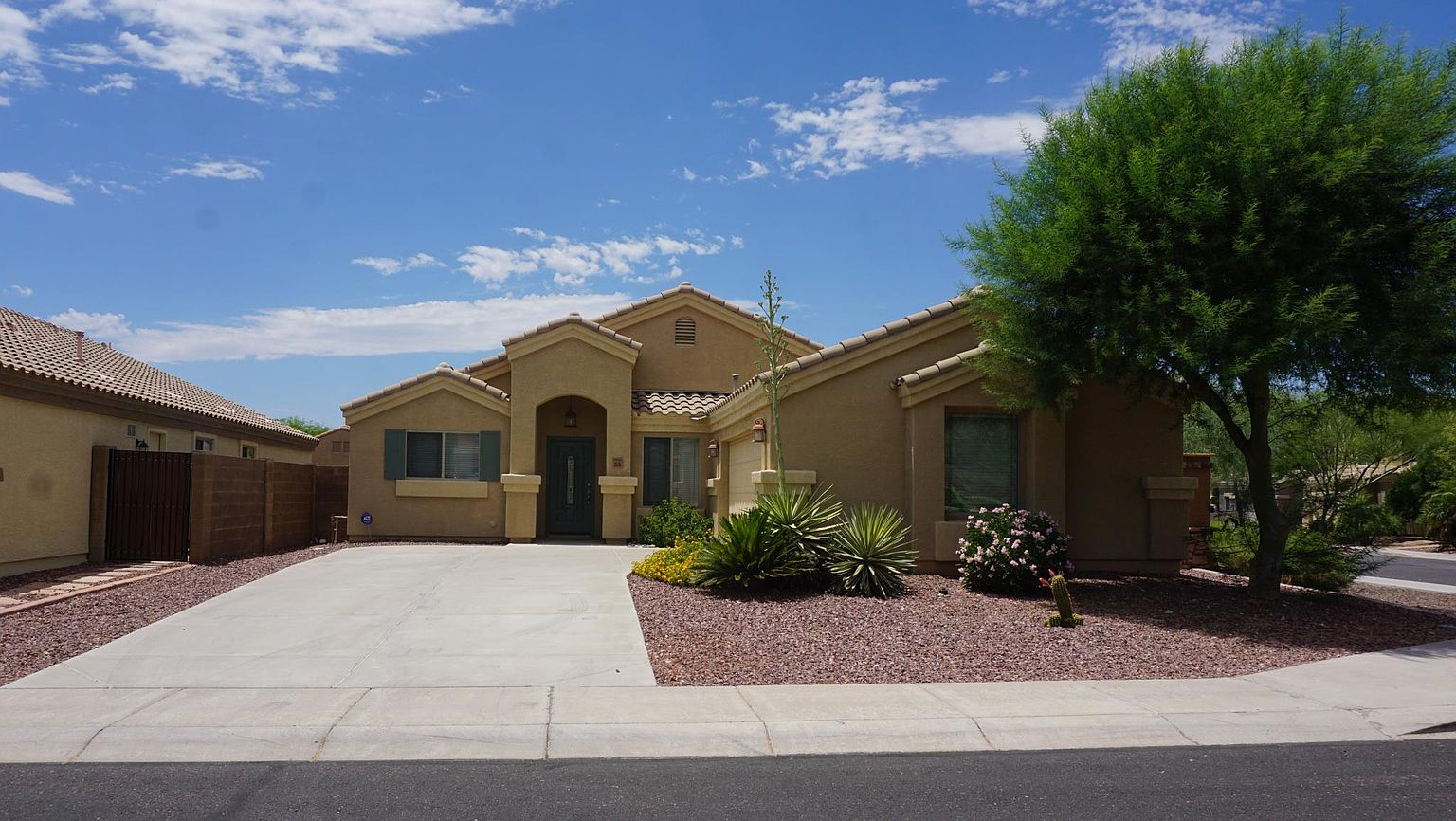 2515 E Electra Ln photo 2