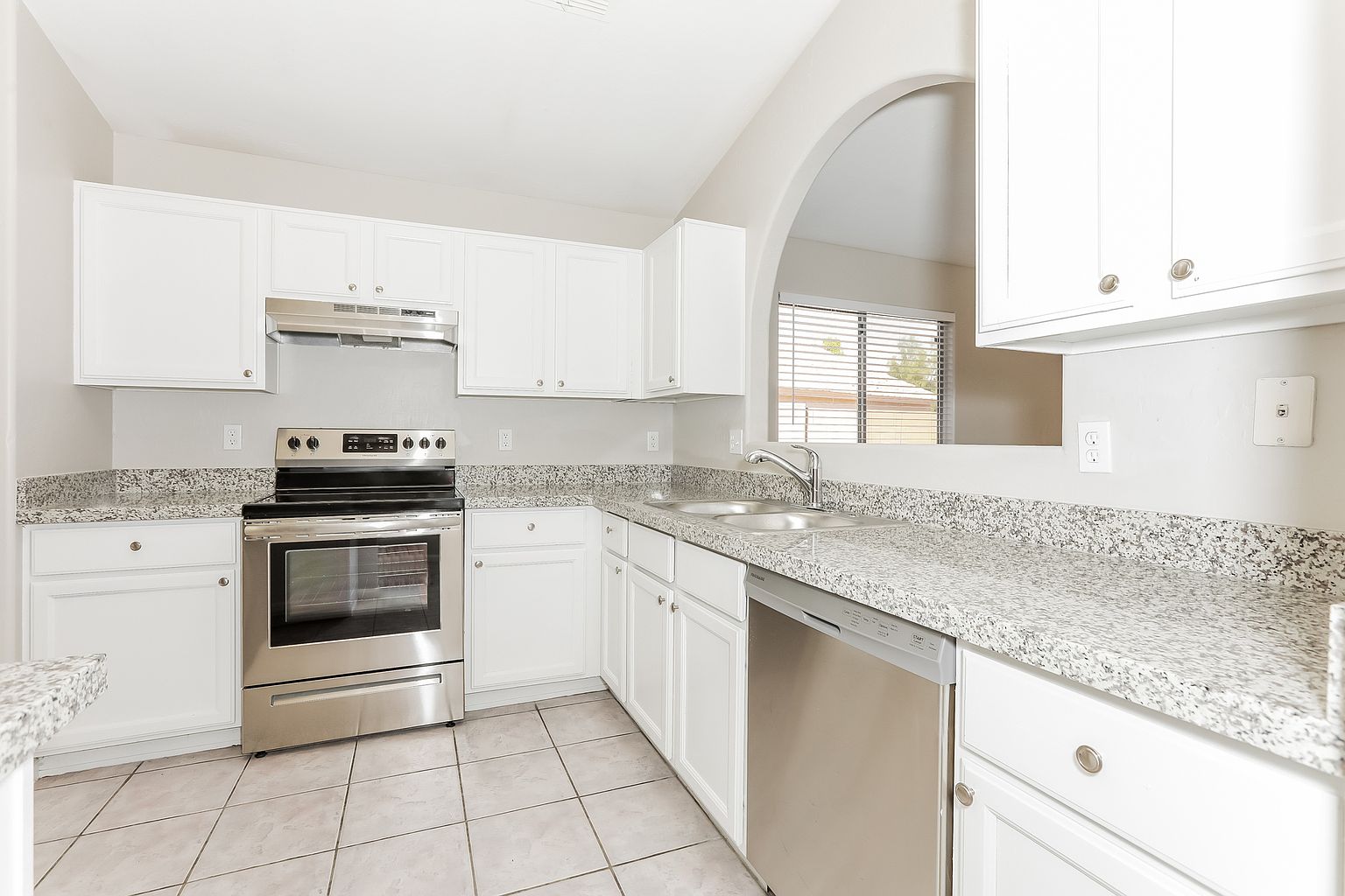 1713 S Buchanan St photo 3