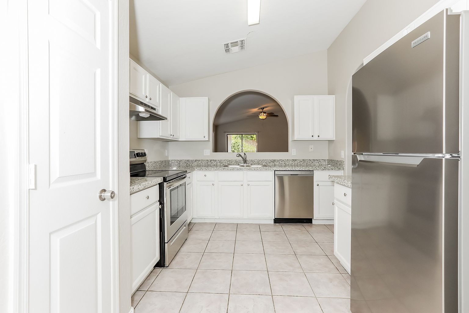 1713 S Buchanan St photo 2
