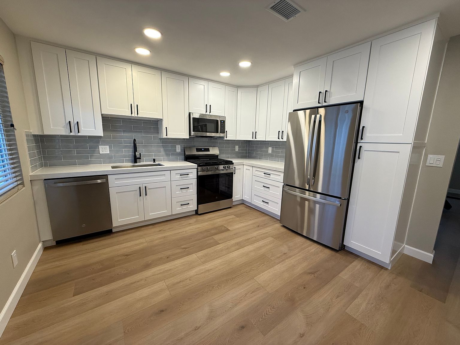 4157 Mississippi St photo 3