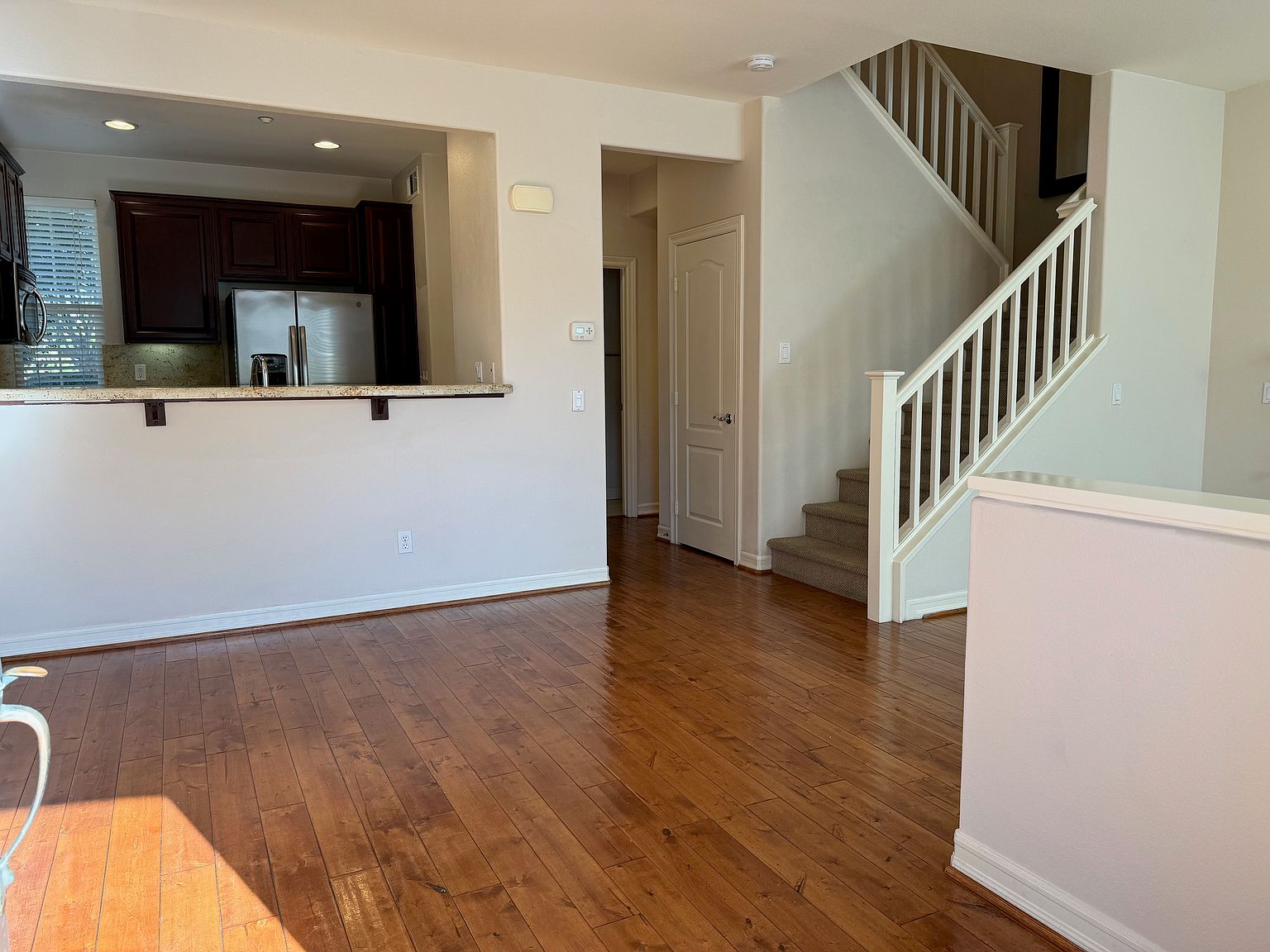 10410 Duxbury Ln photo 4