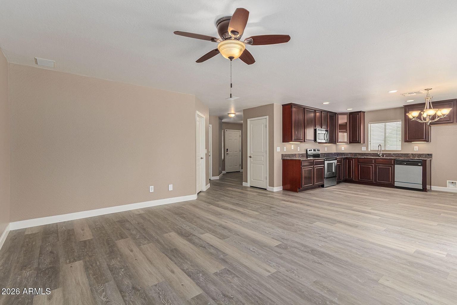 11719 W Dos Rios Dr photo 5