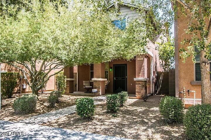 4374 E Sack Dr Phoenix, AZ 85050 photo 3