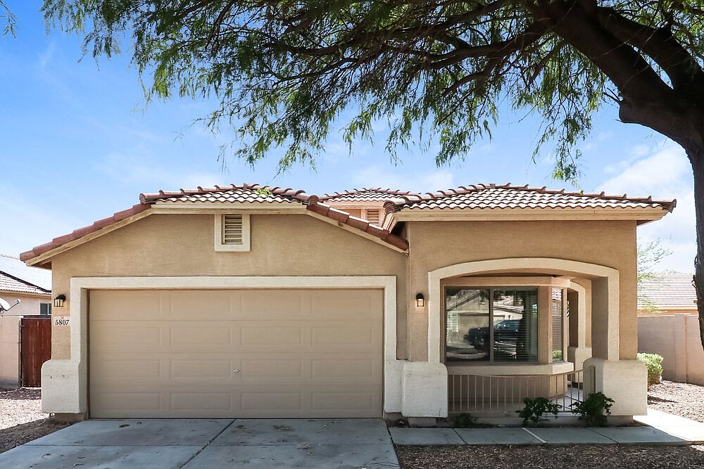 5807 S 248th Ln Buckeye, AZ 85326 photo 2