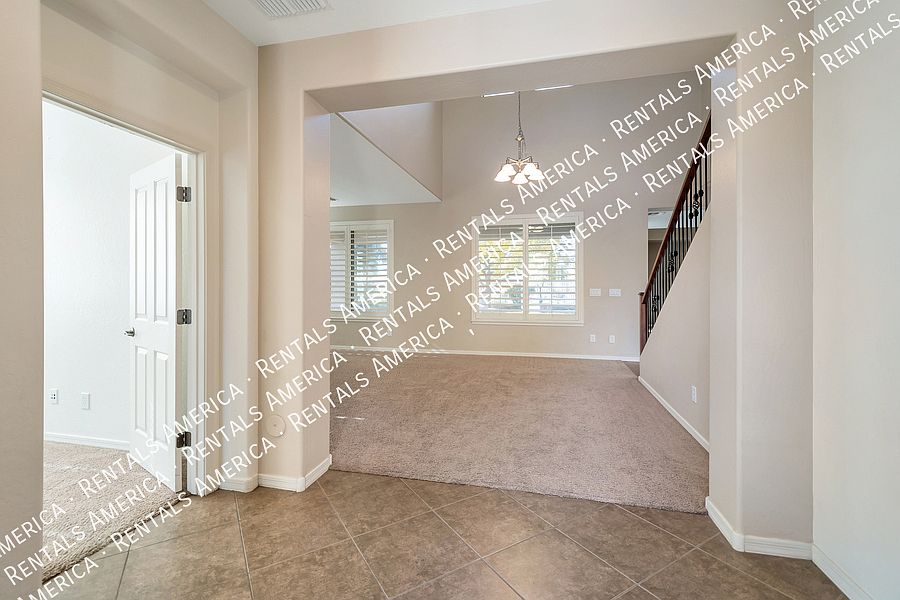 3746 S Star Canyon Dr Gilbert, AZ 85297 photo 3