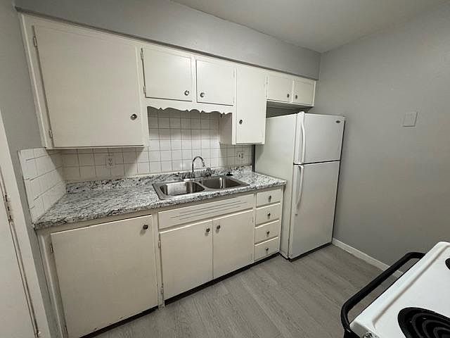 2007 W Berridge Ln photo 5