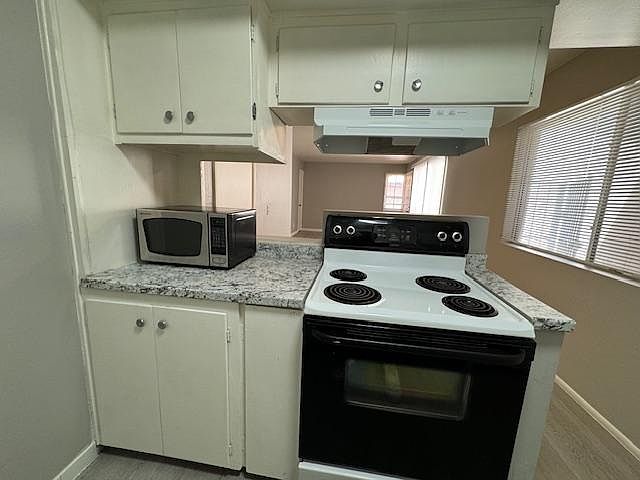 2007 W Berridge Ln photo 4