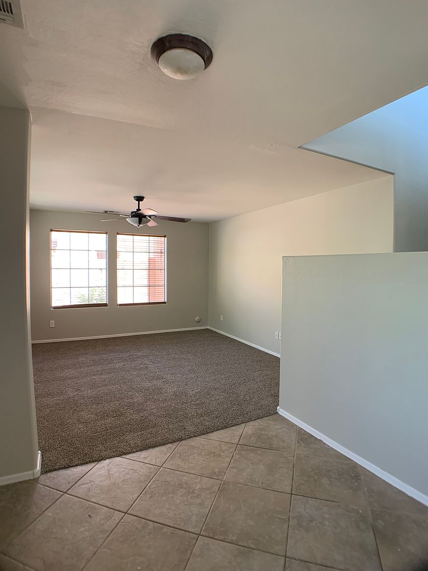 2841 E Bart St photo 3