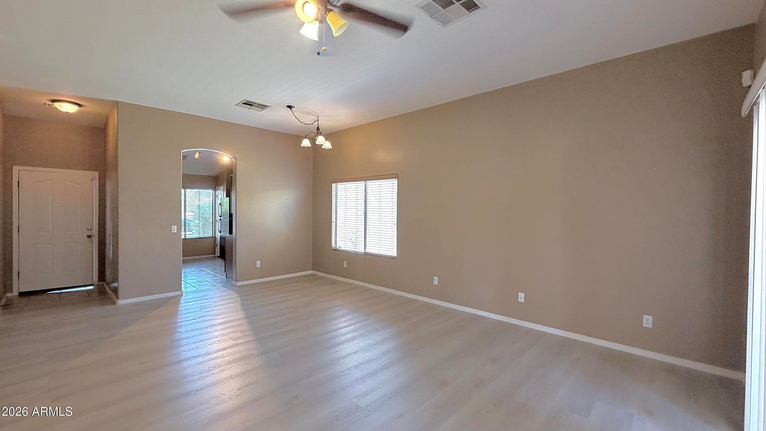 10020 W Wood Street photo 4