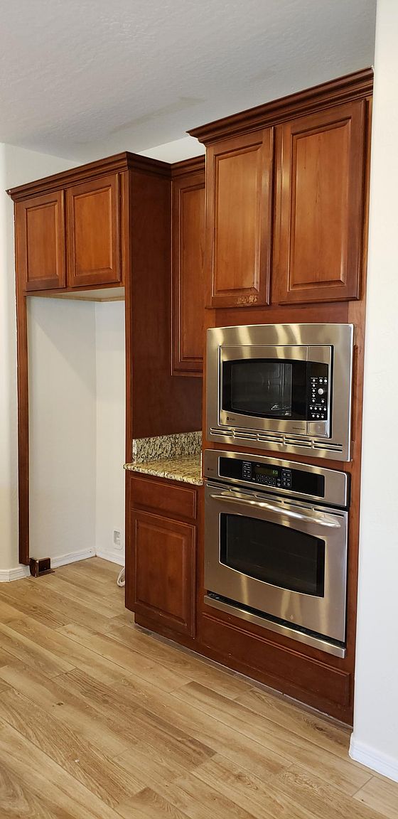 4863 S Dante photo 4