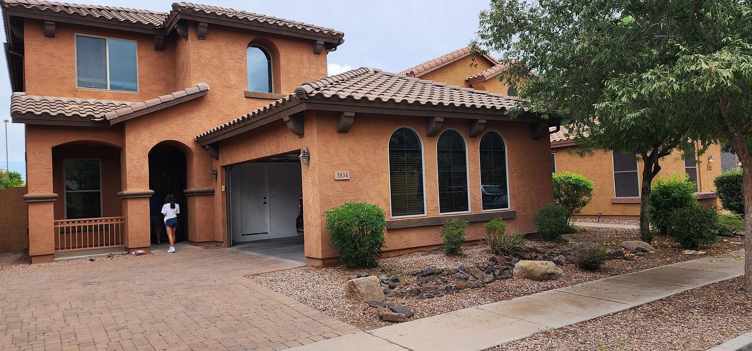 3834 E Kesler Ln photo 2