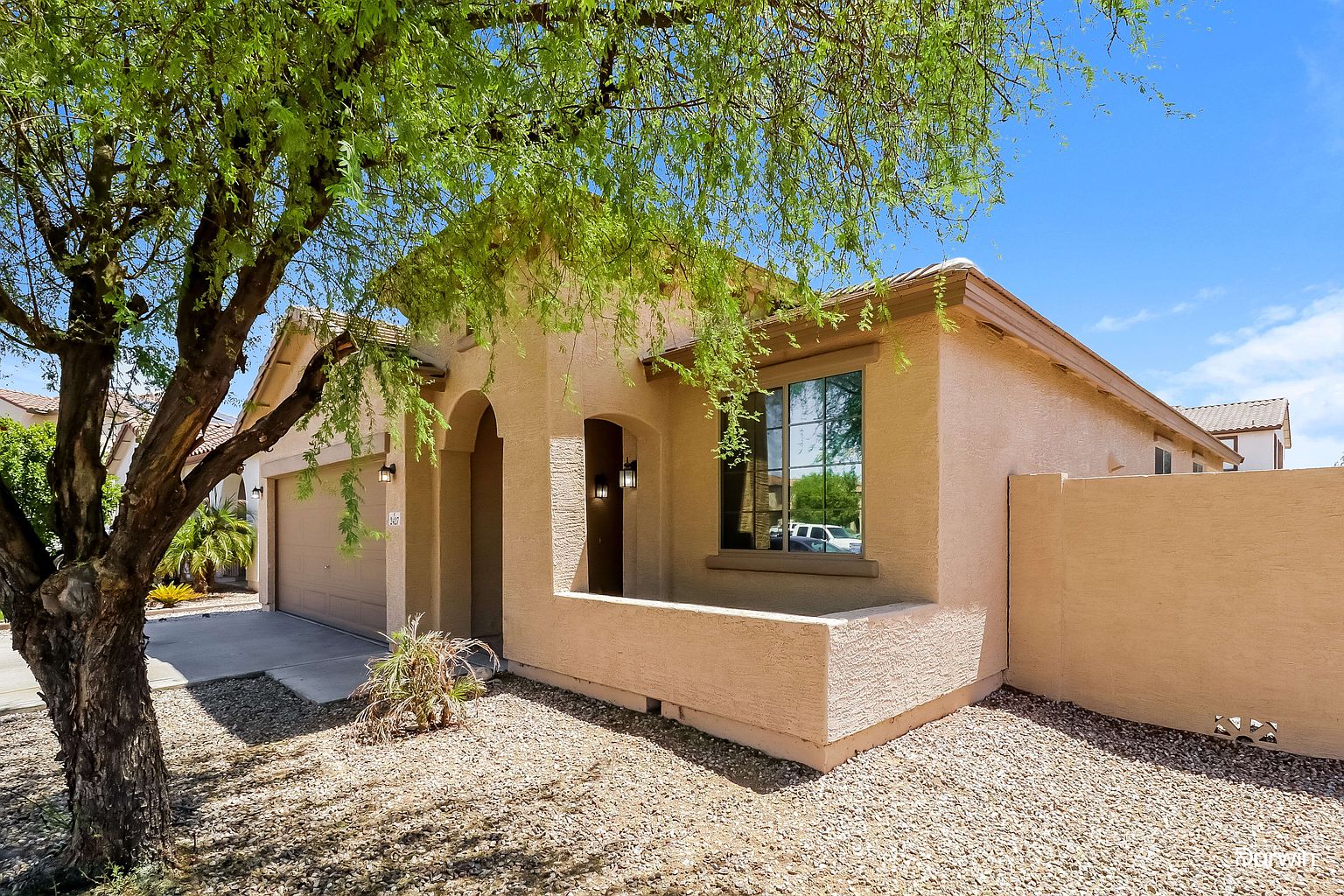 2427 S 101st Ln photo 2