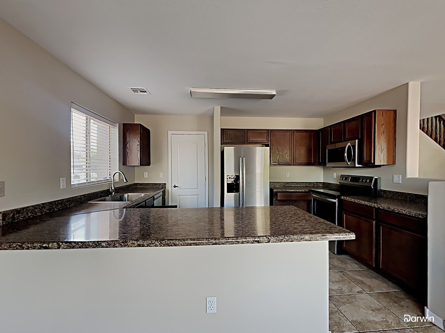 11218 W Mariposa Dr photo 2