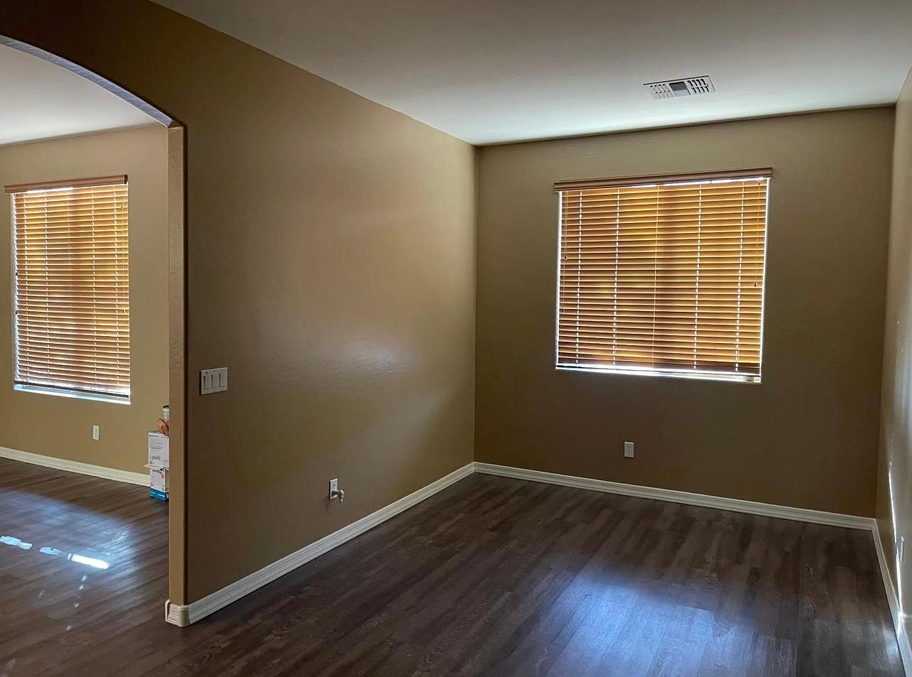 12530 W Winslow Ave photo 3