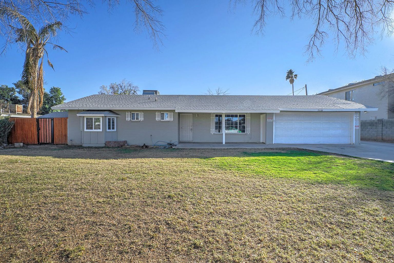 2133 W Morten Ave Phoenix, AZ 85021 photo 2