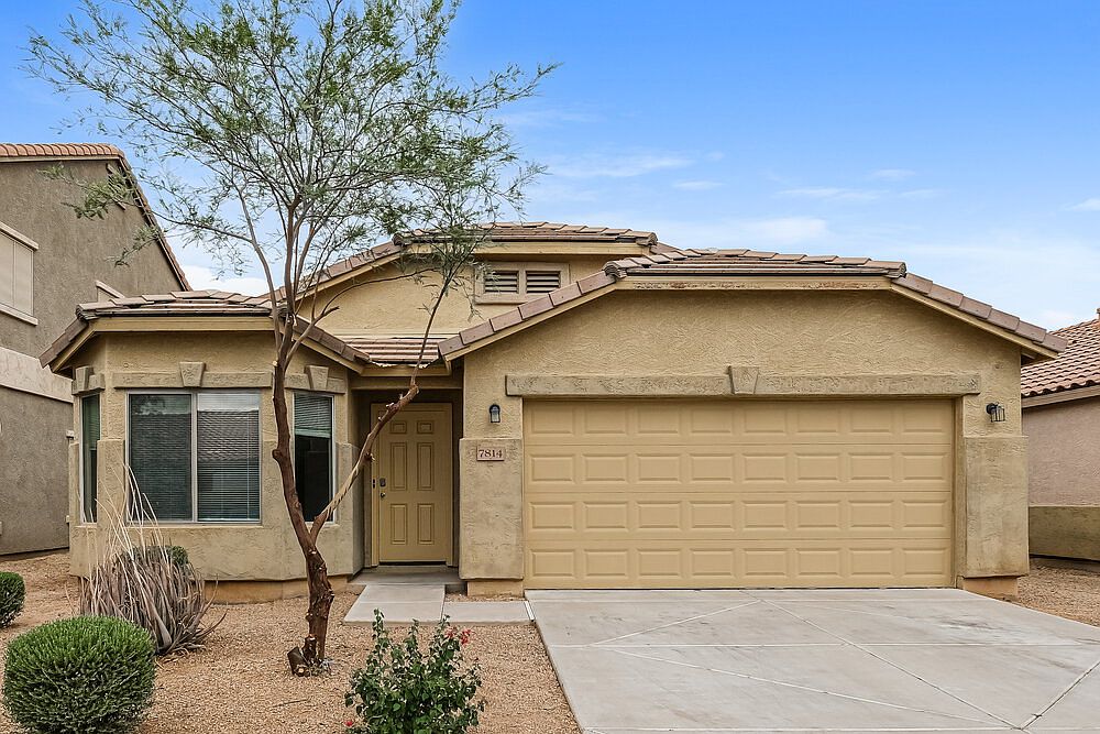 7814 S 72nd Ln Phoenix, AZ 85339 photo 2