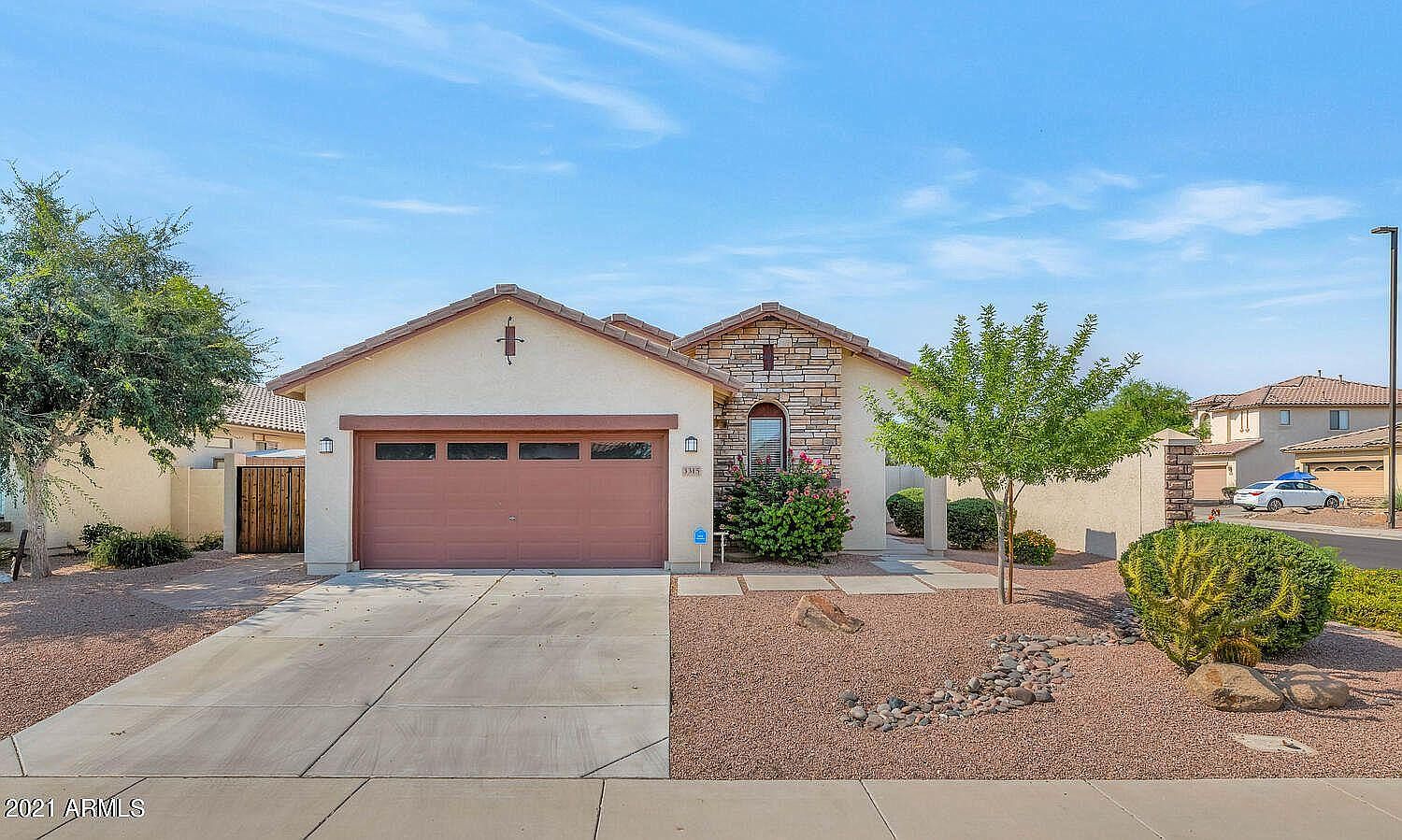 3315 E Merlot St photo 2