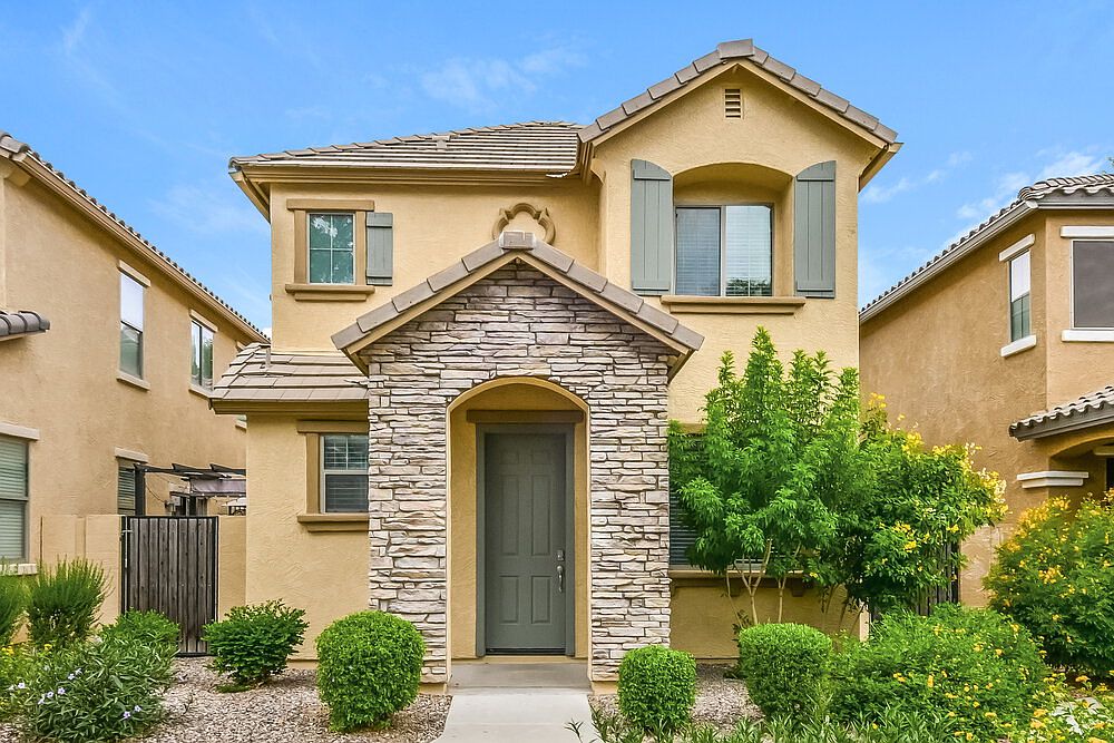 3884 E Santa Fe Ln Gilbert, AZ 85297 photo 3