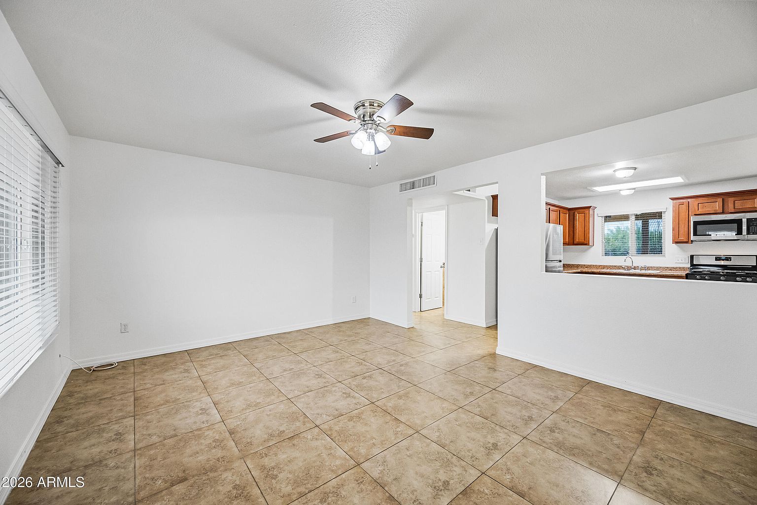 4115 N 18th Dr Phoenix, AZ 85015 photo 4