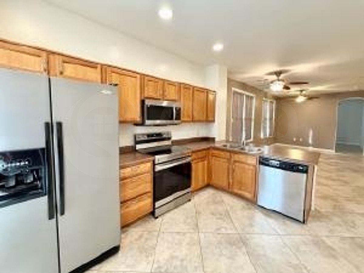1629 E Canyon Creek Dr Gilbert, AZ 85295 photo 3