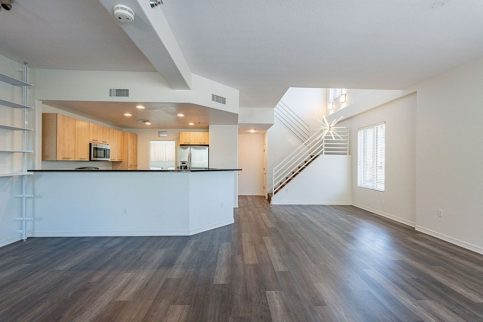 Charming 2BR Townhome in Phoenix photo 3