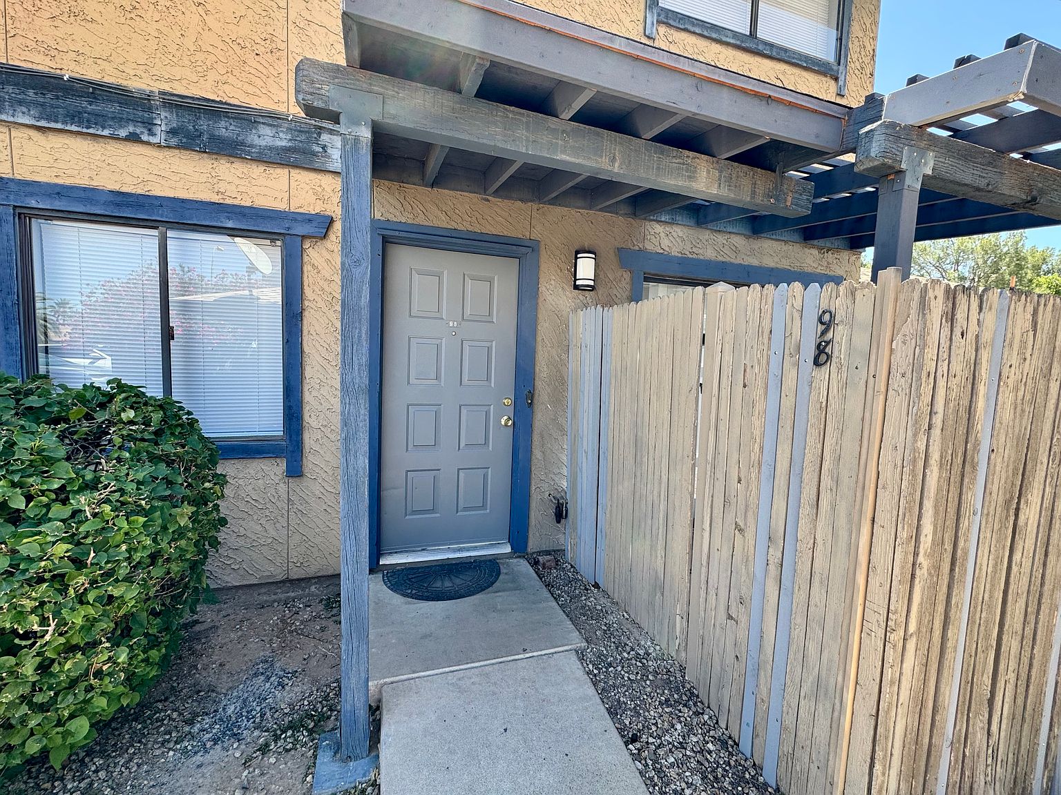 286 W Palomino Dr photo 5