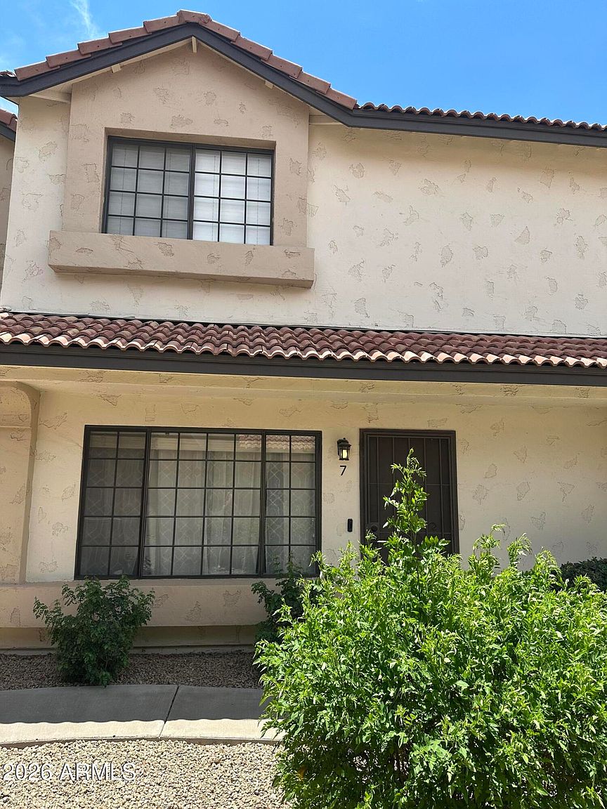 2941 N Oregon St Chandler, AZ 85225 photo 2