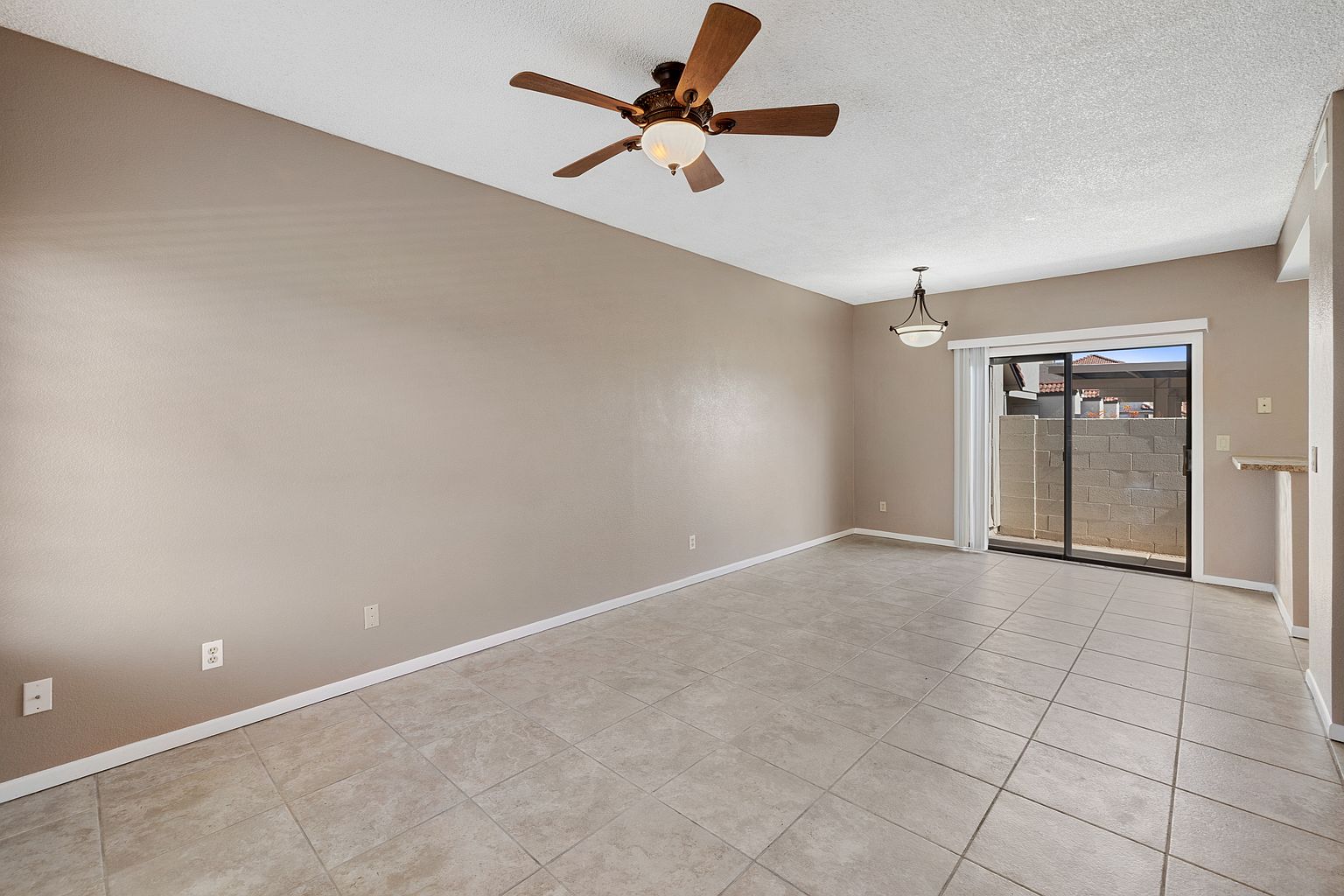 2986 N Oregon St photo 5
