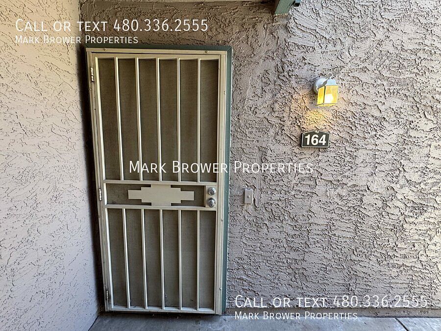 623 W Guadalupe Rd photo 2