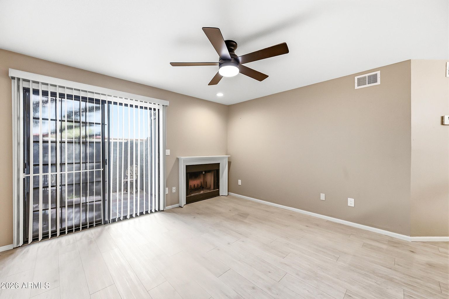 533 W Guadalupe Rd Mesa, AZ 85210 photo 5