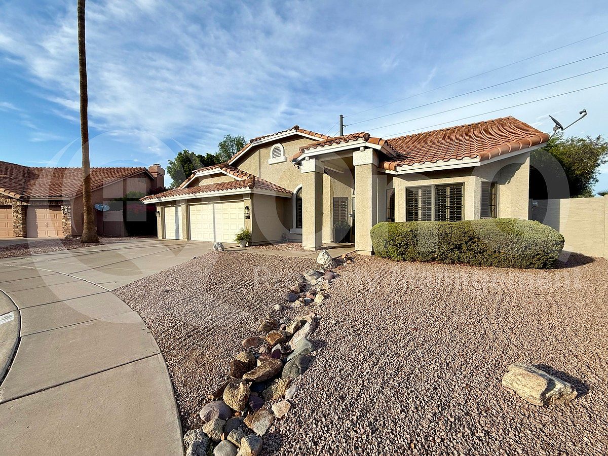 401 S Tiago Dr Gilbert, AZ 85233 photo 4