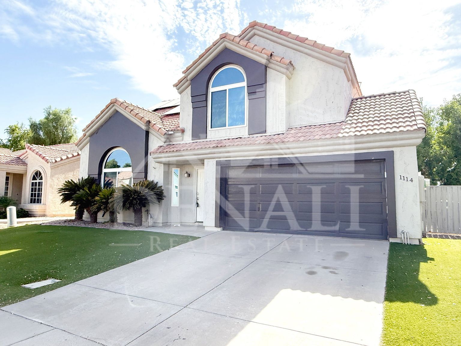 1114 S Surfside Dr Gilbert, AZ 85233 photo 2