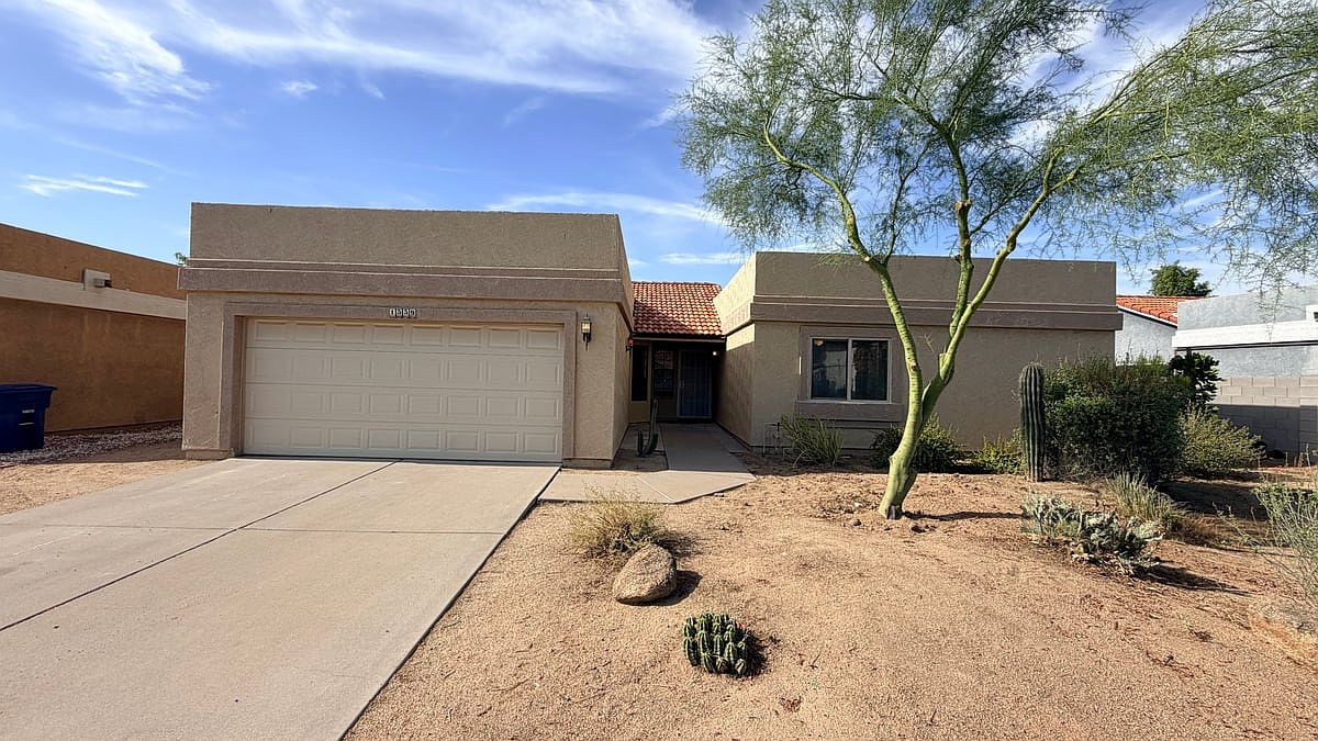 1559 E Whitten St Chandler, AZ 85225 photo 2
