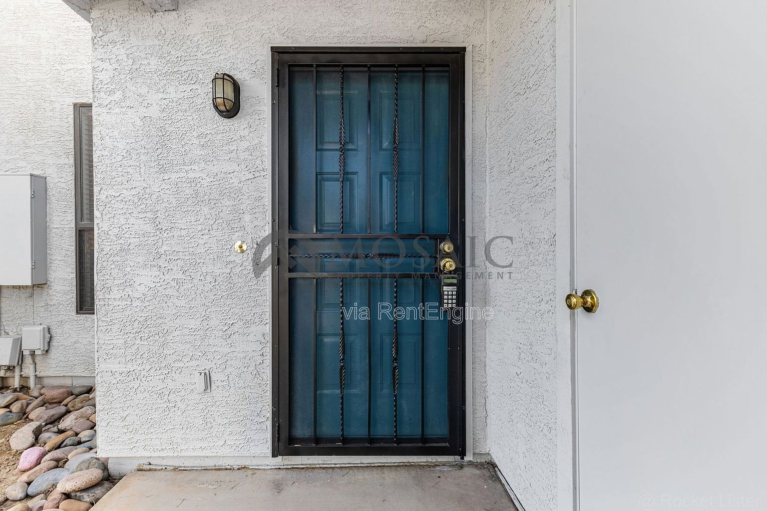 280 S Elizabeth Way photo 4