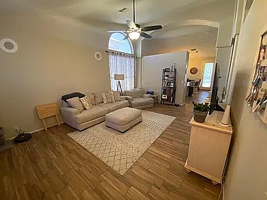 341 S Apache Dr photo 2