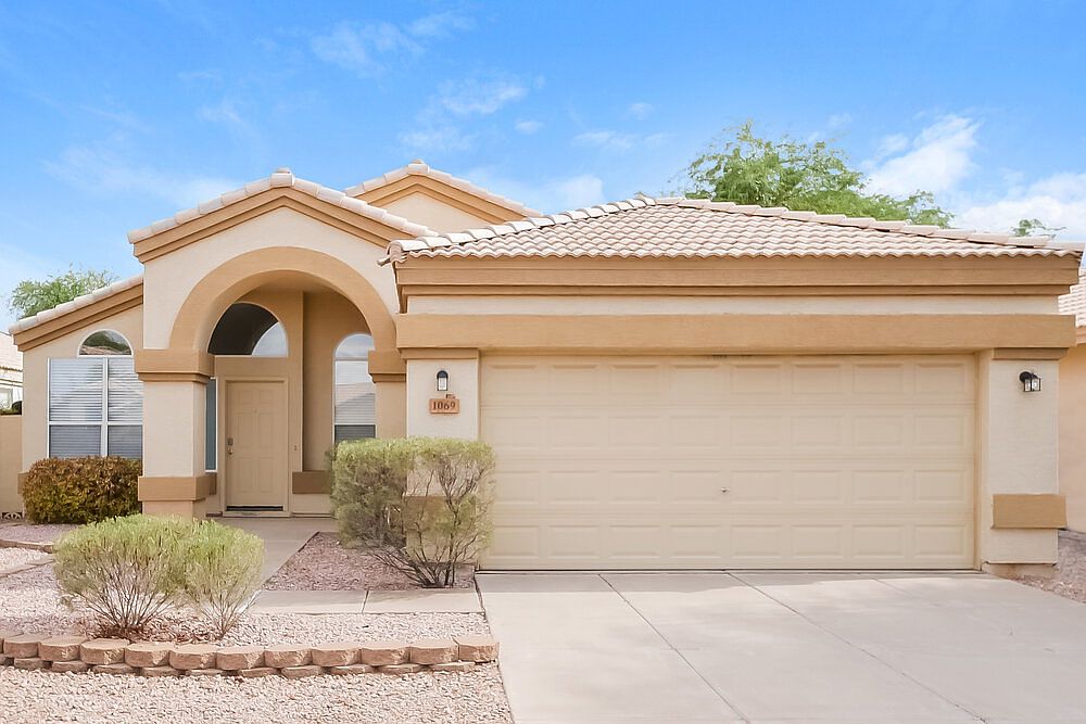1069 W Glenmere Dr Chandler, AZ 85224 photo 2