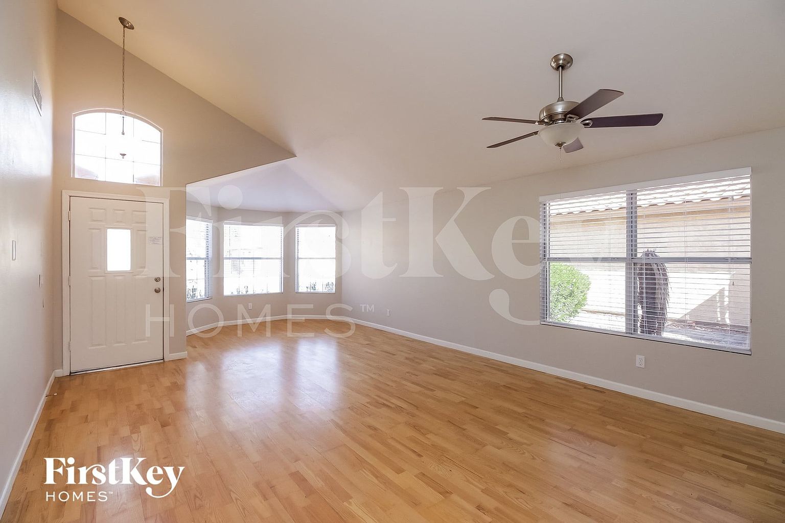 1831 W Wildhorse Dr Chandler, AZ 85286 photo 4