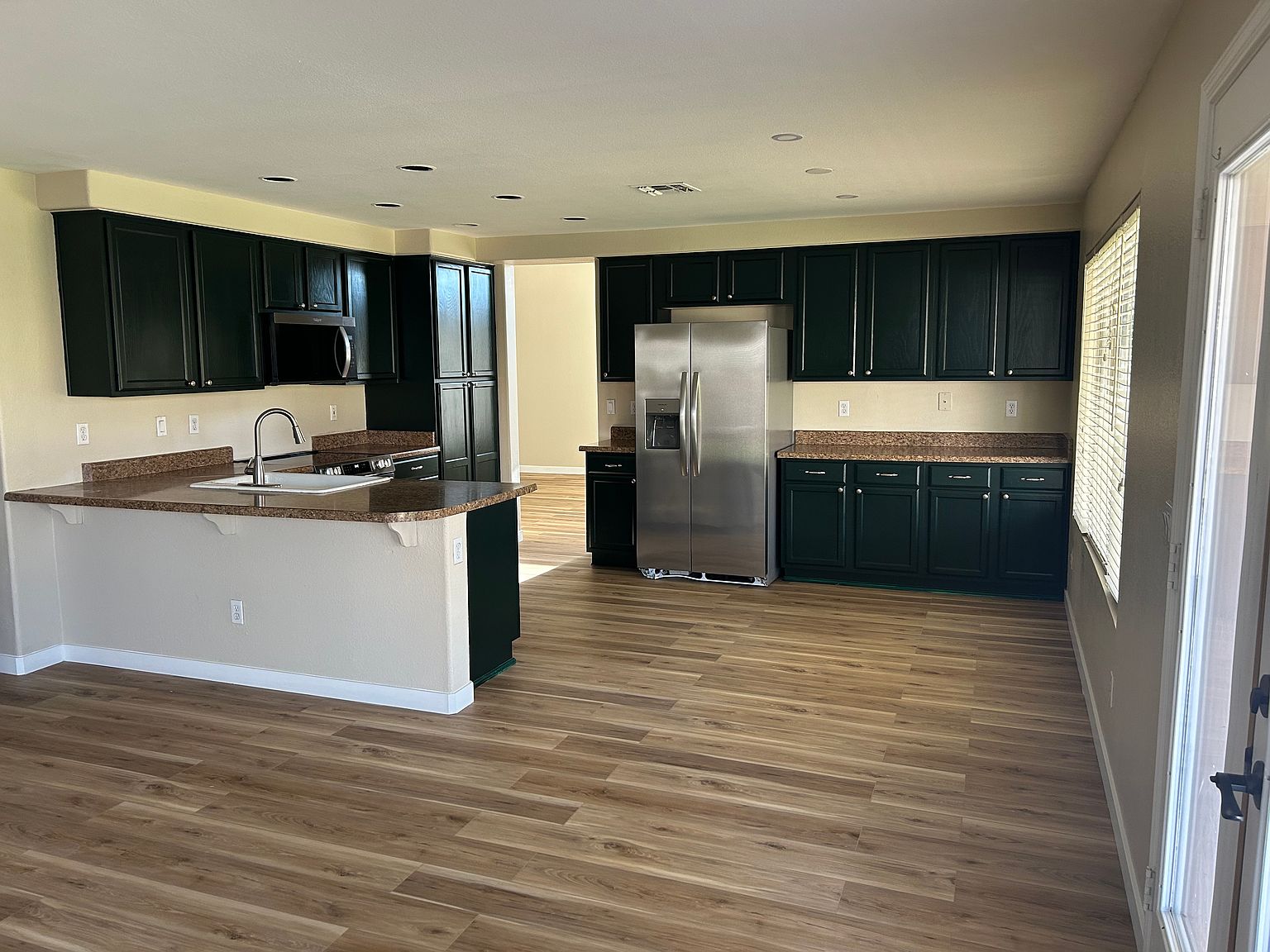 1120 W Canary Way photo 4