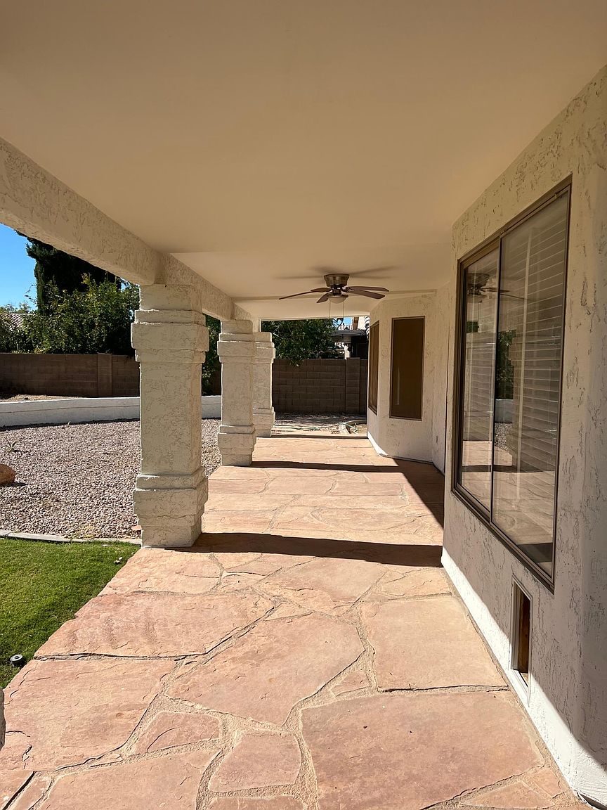 1149 W Raven Dr photo 4