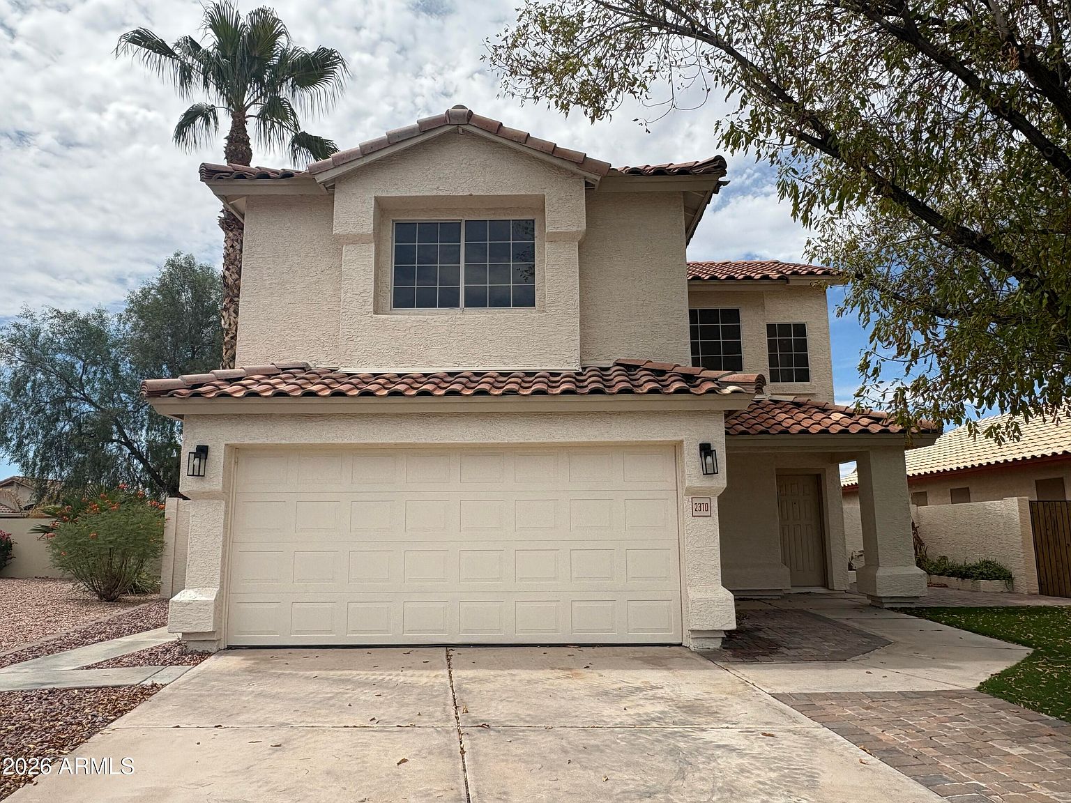 2370 S Apache Dr