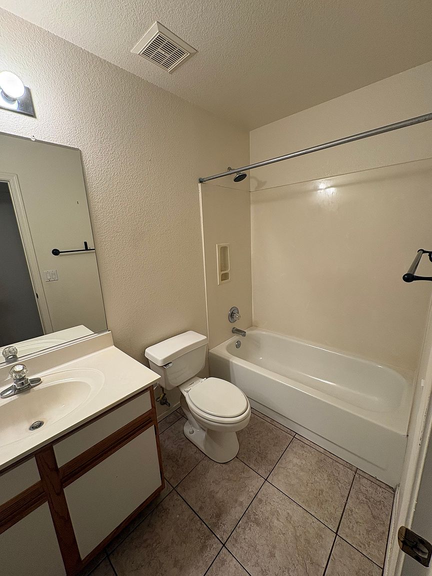 1182 W Sparrow Dr photo 5