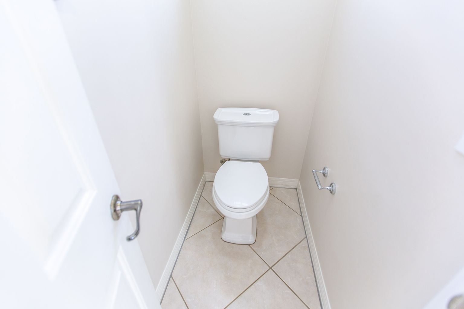 1172 W Island Dr photo 3